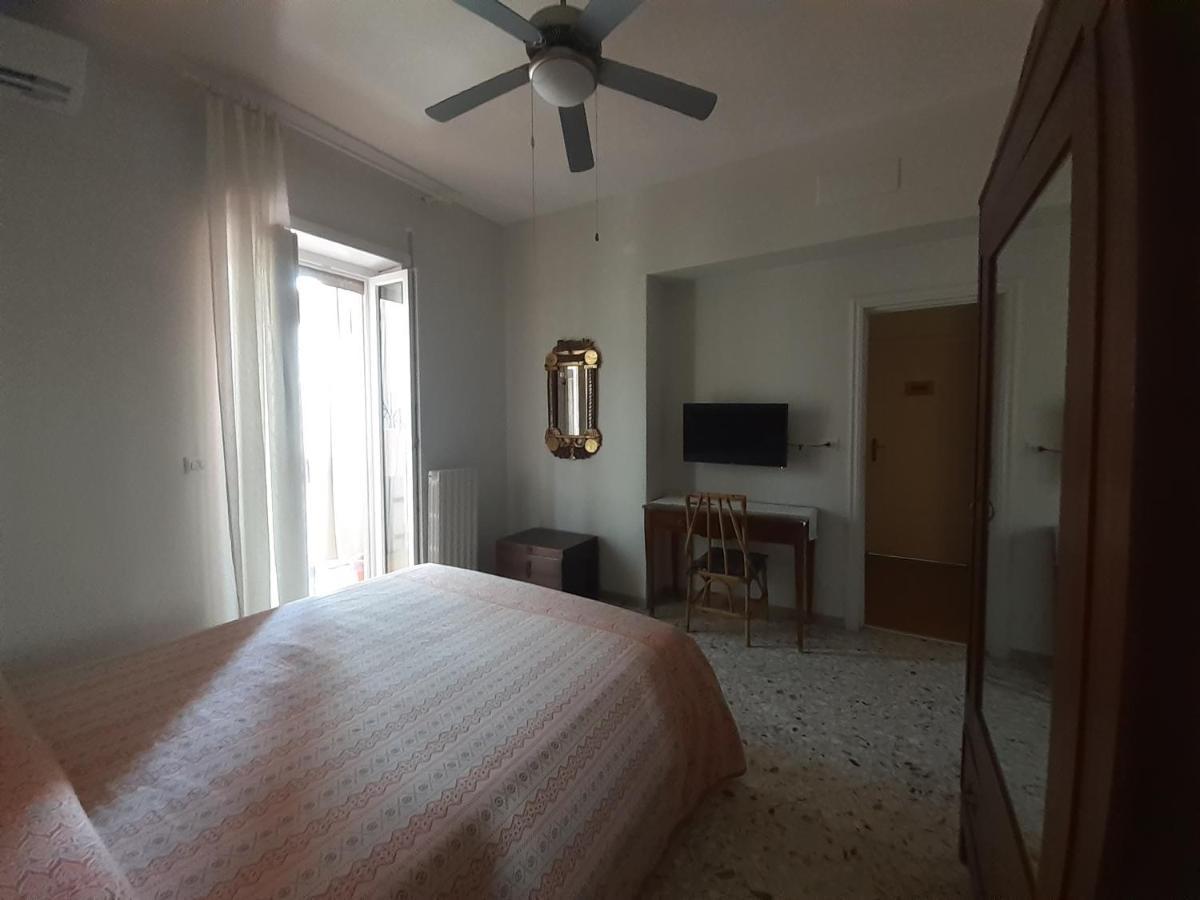 Chez Gle B&B Μπάρι Εξωτερικό φωτογραφία